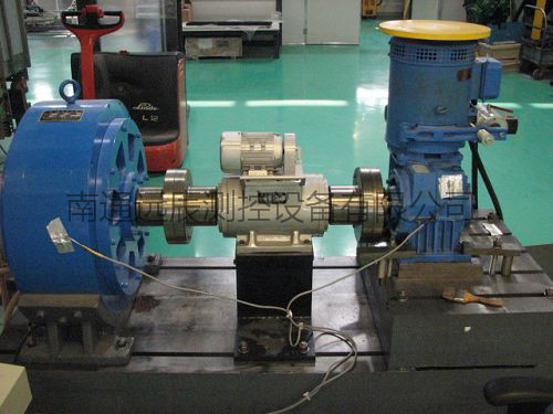 曳引機(jī)測(cè)試臺(tái)